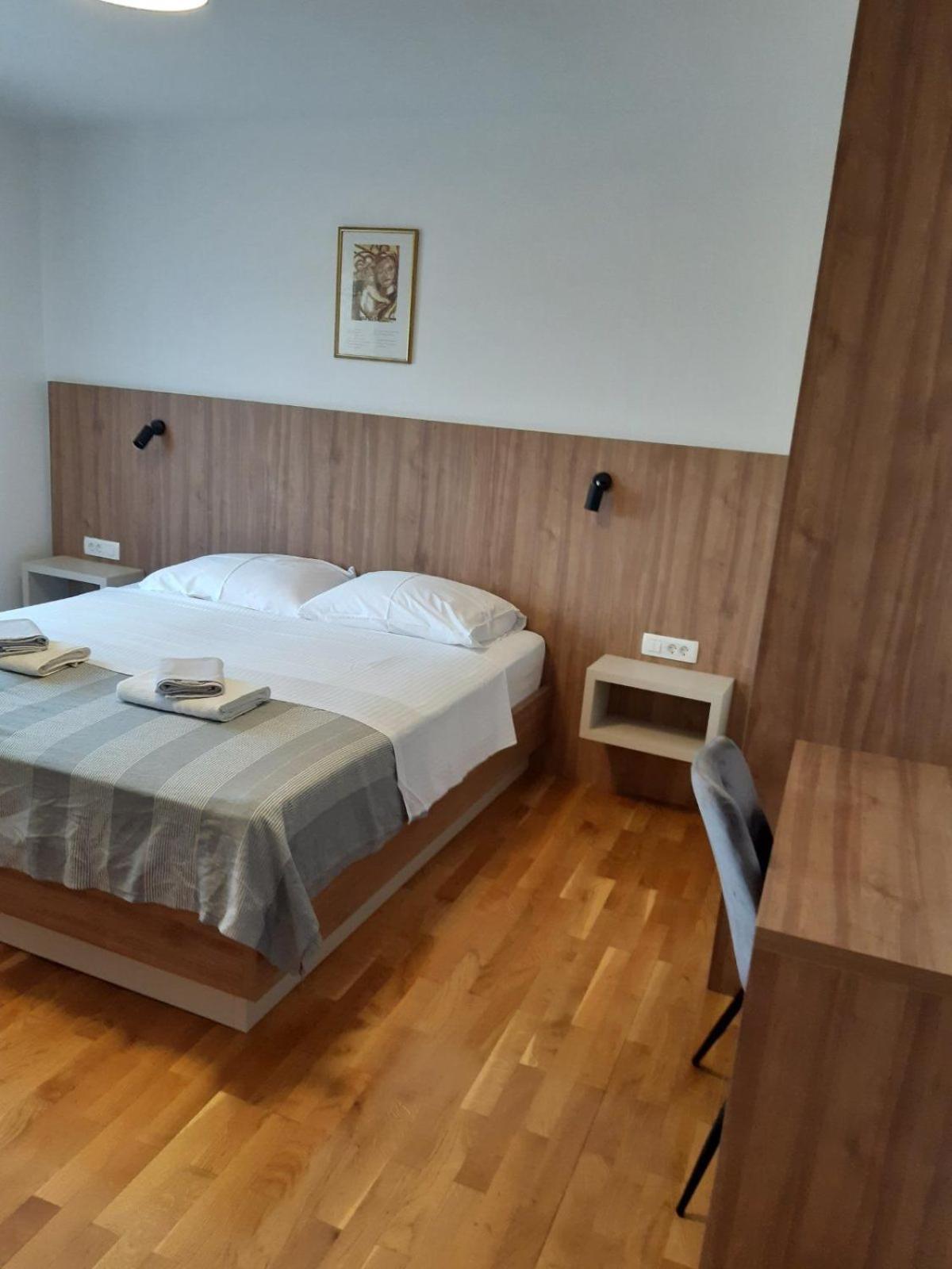 Apartments Mare Malinska Luaran gambar