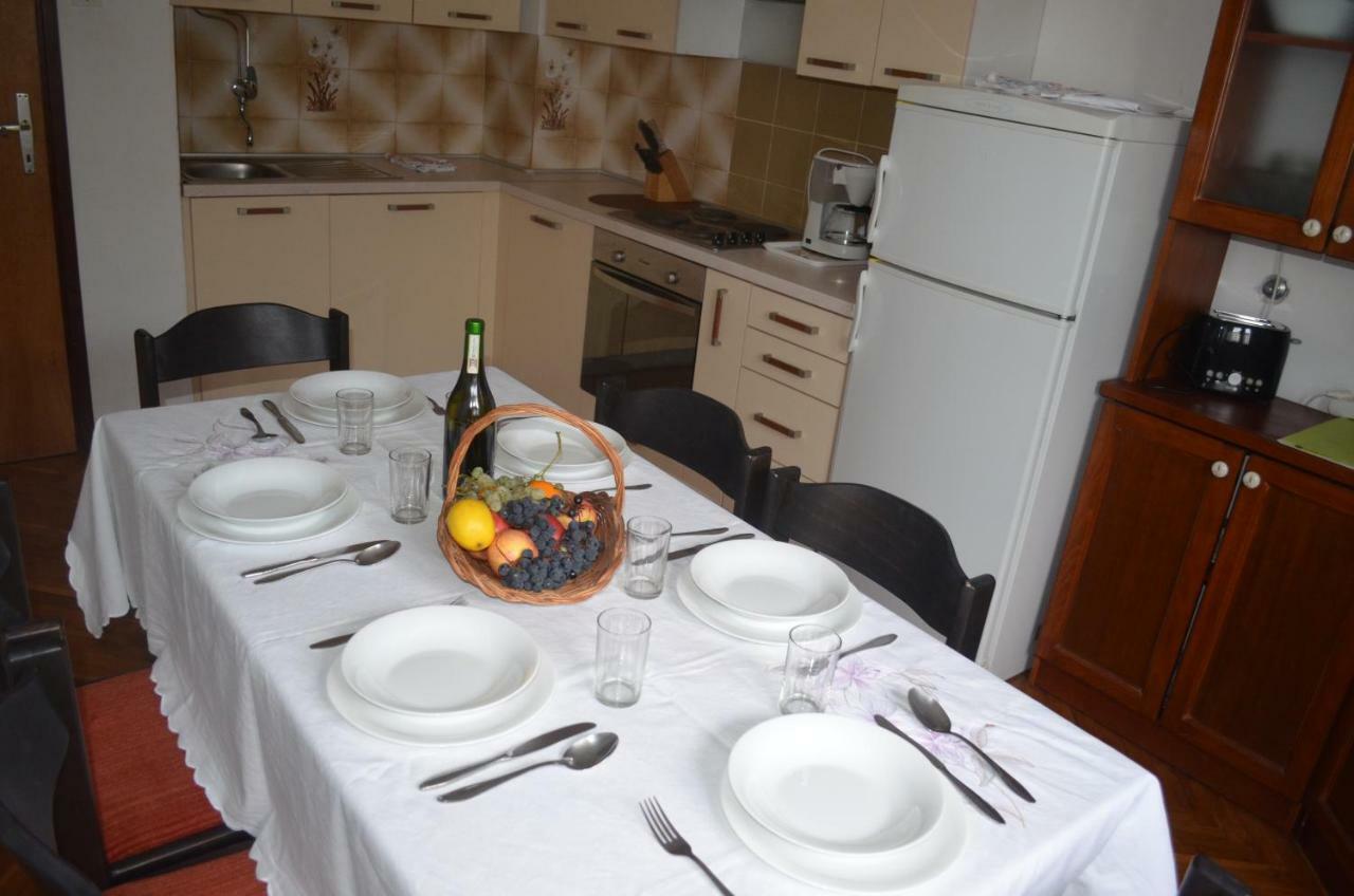 Apartments Mare Malinska Luaran gambar